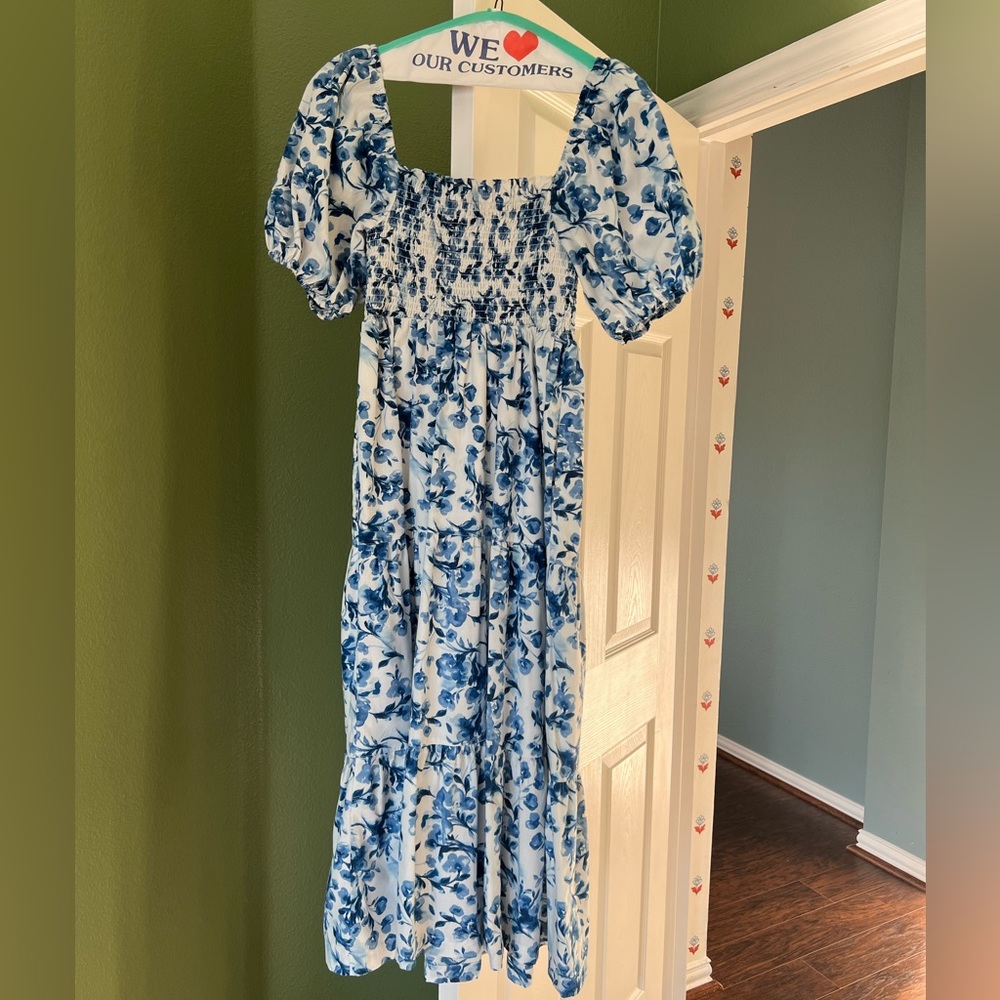 abercrombie smocked bodice poplin midi dress